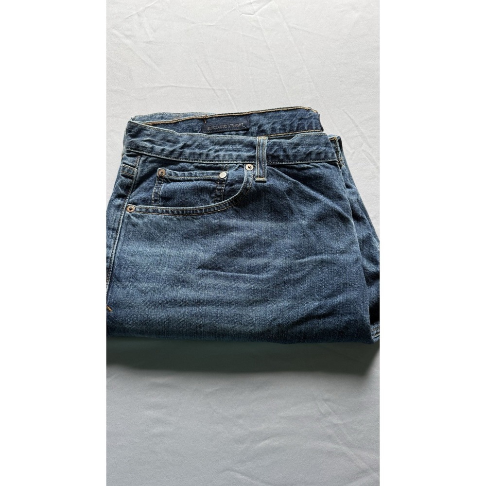 Men's GUC Lucky Brand Jeans Size 42 x 32 Classic Fit Medium Wash Denim - Picture 7 of 7